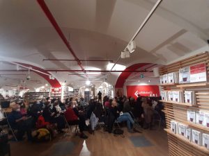 Pubblico Feltrinelli